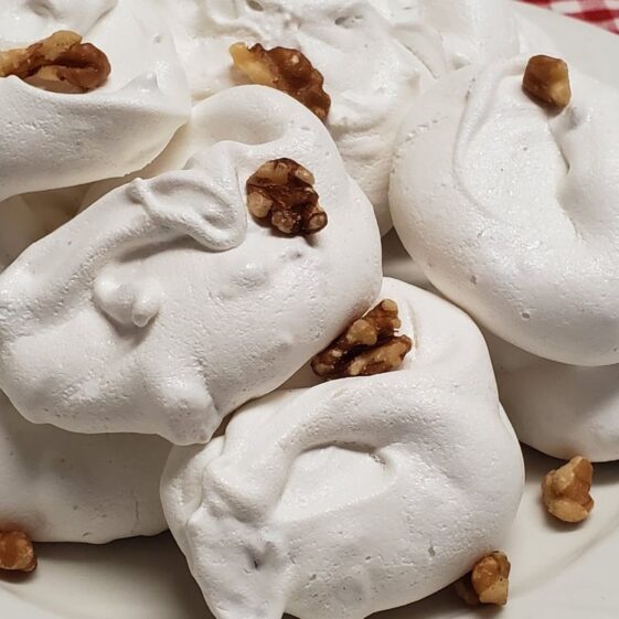 Easy Christmas divinity – Page 2 – Cookingvio.com